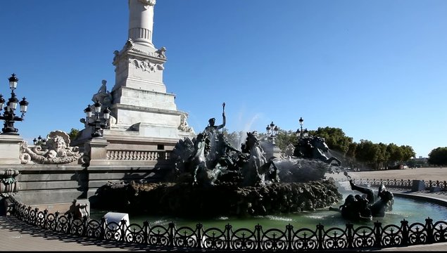 Statue des Girondins place des quinconces Bordeaux