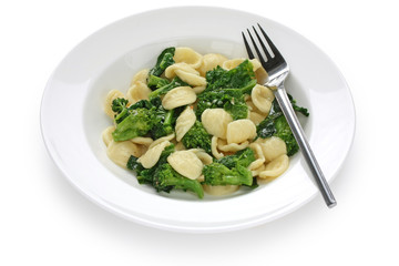 orecchiette con le cime di rapa , italian food