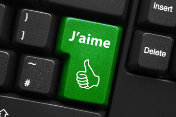 Touche J’AIME sur Clavier (recommander partager like bouton web)