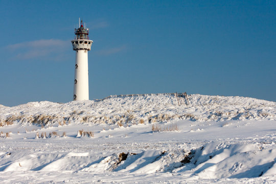 D&uuml;nen im Schnee