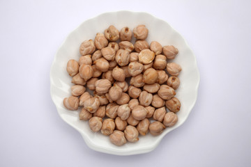 Dry raw organic chickpeas