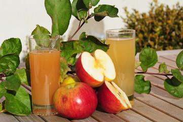 Natürlicher Apfelsaft