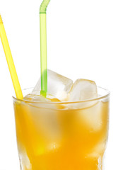 glass of orange juice with ice