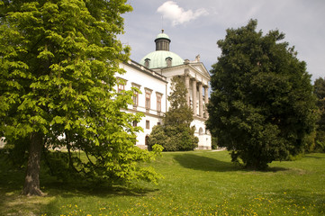 Fototapeta na wymiar The manor house in Topolcianky Slovakia