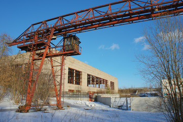 Old  crane on a derelict factory © ramvseb