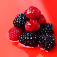 berry mixed pile in syrup