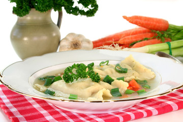 Maultaschensuppe