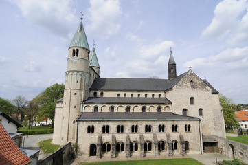 St. Cyriacus-Stiftskirche