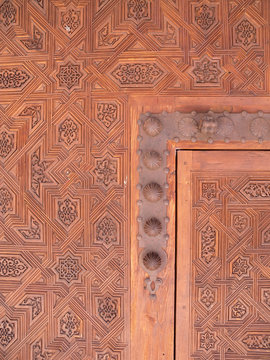 Holzt&uuml;r in der Alhambra