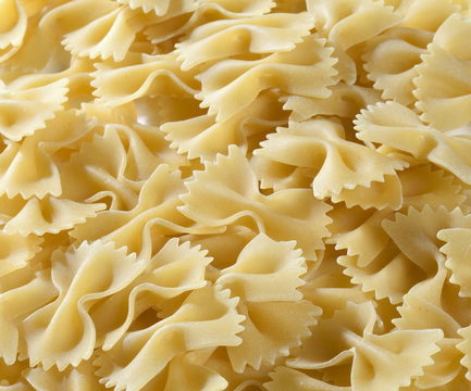 farfalle p&acirc;tes crues en vrac