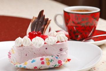 fruit cake with coffee