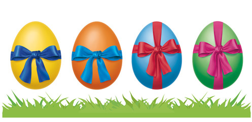 Ostereier mit Schleifen