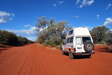 Obraz premium 4WD desert track in Australia