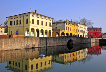 Obraz premium Fontanellato, Piazza San Vitale e portici