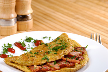 Omelet with bacon