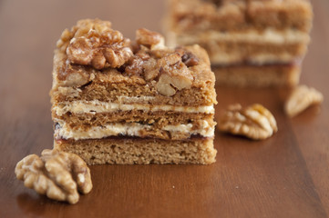 Walnut cake