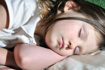 Obraz na płótnie Canvas sleeping girl