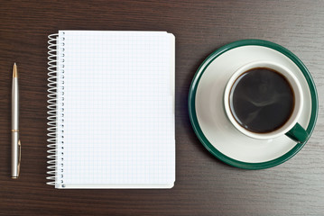 Obraz na płótnie Canvas notebook, pen & coffee