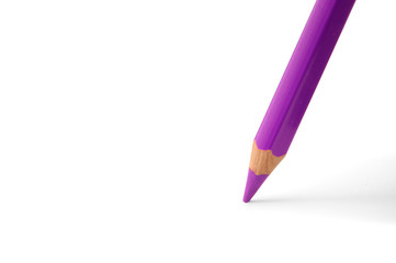 Lila Buntstift in Arbeitsposition