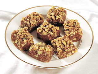 Walnut Cubes