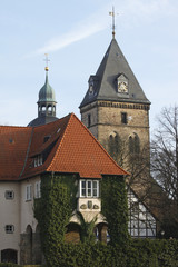 Obraz premium Schule und Münsterkirche Hameln, Weserbergland, Deutschland