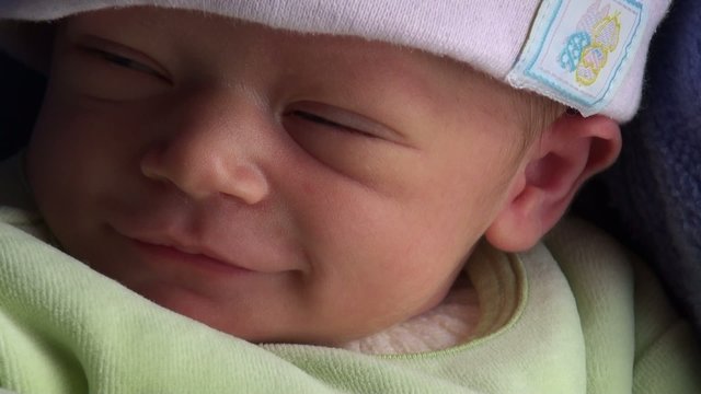 sourir du b&eacute;b&eacute;