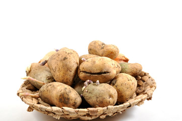 kartoffeln in Schale