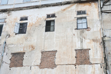 Fototapeta na wymiar window on brick wall
