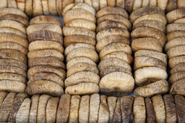 Figs for sale on market stall