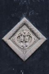 双龙戏珠石刻浮雕