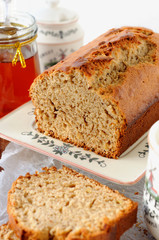 Rye bread with banana and honey