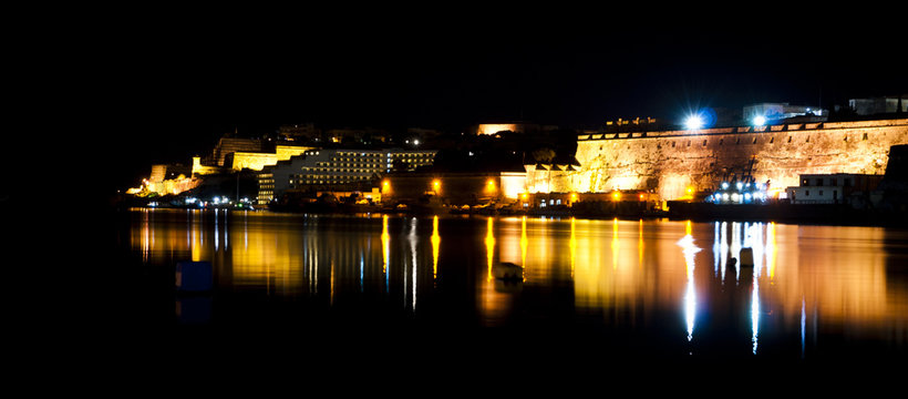 Velletta at night, seen from Pieta Creek