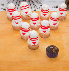 bowling cupcakes
