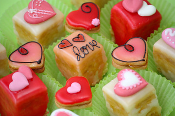 Süße Stückchen Liebe