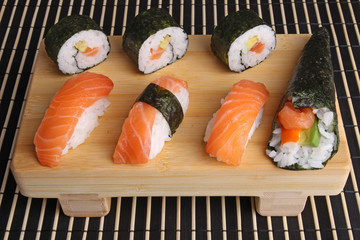sushi,temaki sushi et maki