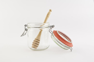 pot à miel et cuillère