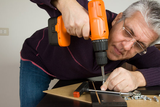 furniture fitter