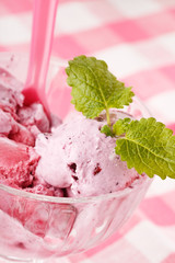 berry ice cream