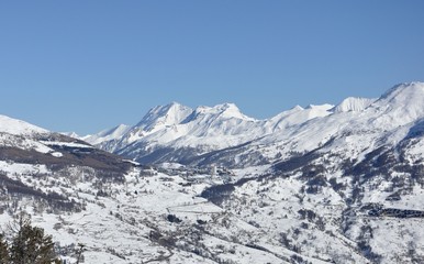 Fototapeta na wymiar montagne en hiver 43