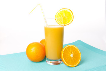 Orangensaft im Glas