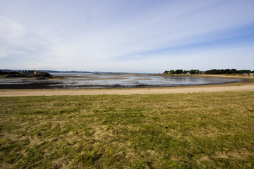 Fototapeta na wymiar view of coastline in brittany