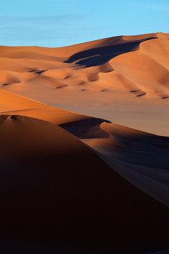 desert dunes © bono