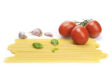spaghetti, garlic,basil and tomatoes, italian food