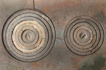 Fototapeta na wymiar Starożytni Kuchnia węglowa pierścienie