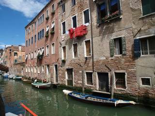 Fototapeta na wymiar Venice - peaceful and charming district of Dorsoduro