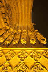 Illumination de la Cathédrale Notre-Dame d'Amiens en polychromie