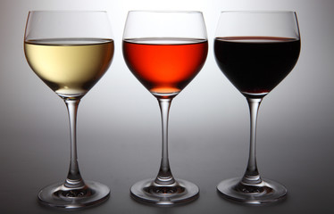 trois verres de vin