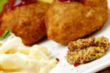 kartoffelsalat mit frikadellen #8