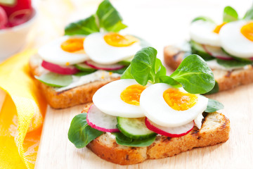 toast sandwiches