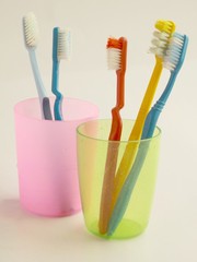 multicolor teethbrushes